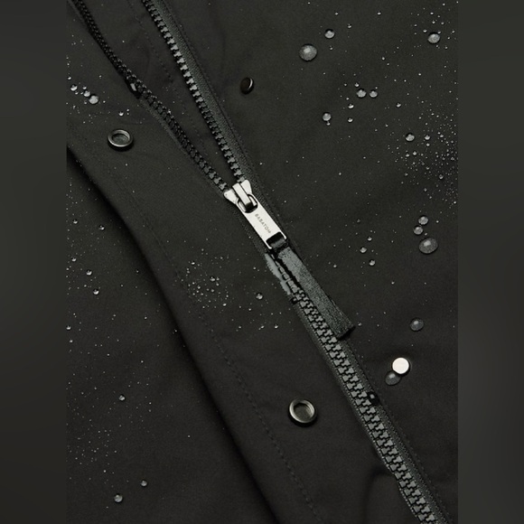 Aritzia Babaton Shelter Coat (size S; black) - Picture 8 of 10